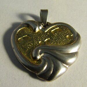 Vintage GORHAM STERLING SILVER PENDANT Footprints in the Sand Heart & 16" Chain